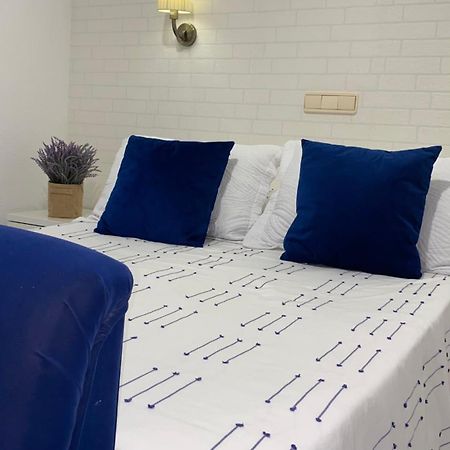 Rincon Extremeno Hotel Plasencia Exterior photo