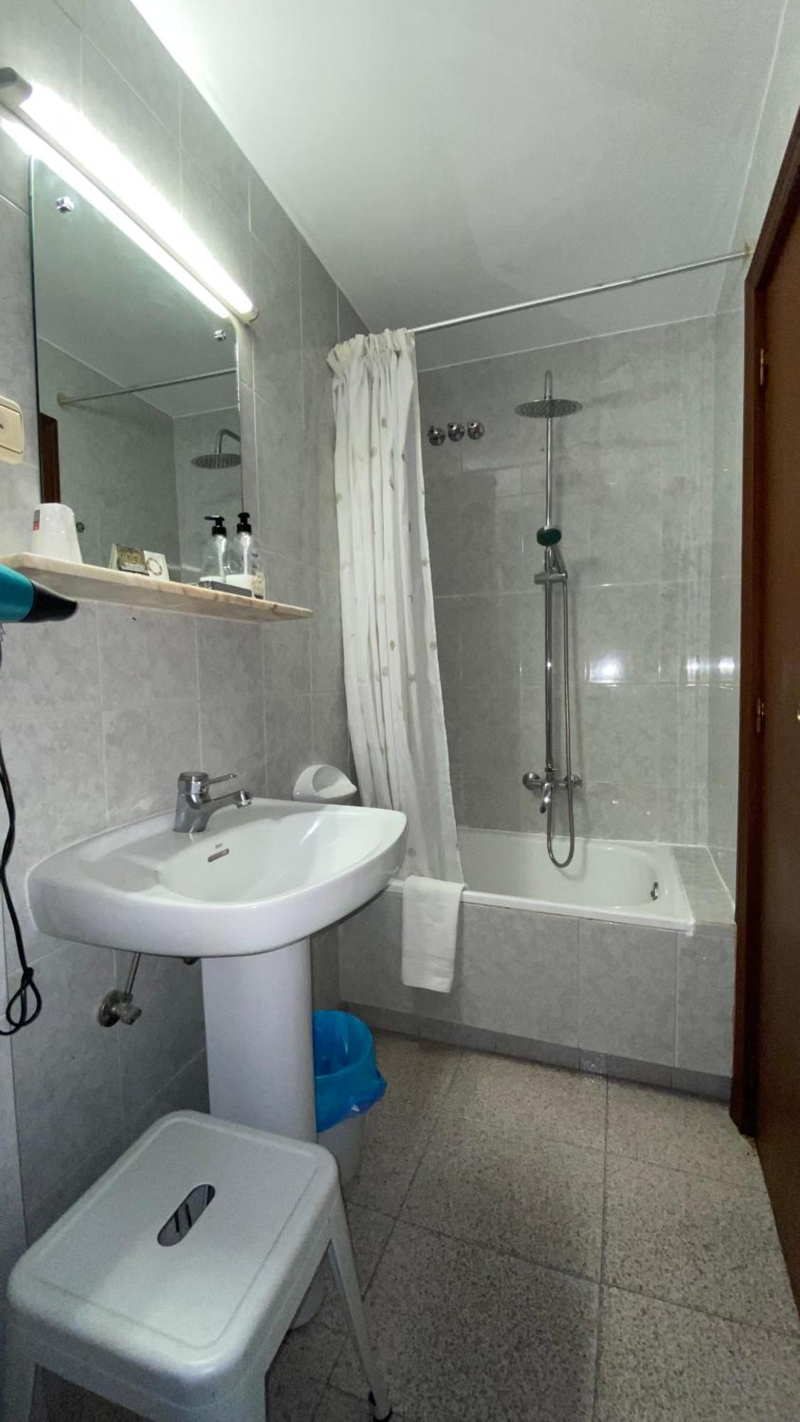 Rincon Extremeno Hotel Plasencia Exterior photo